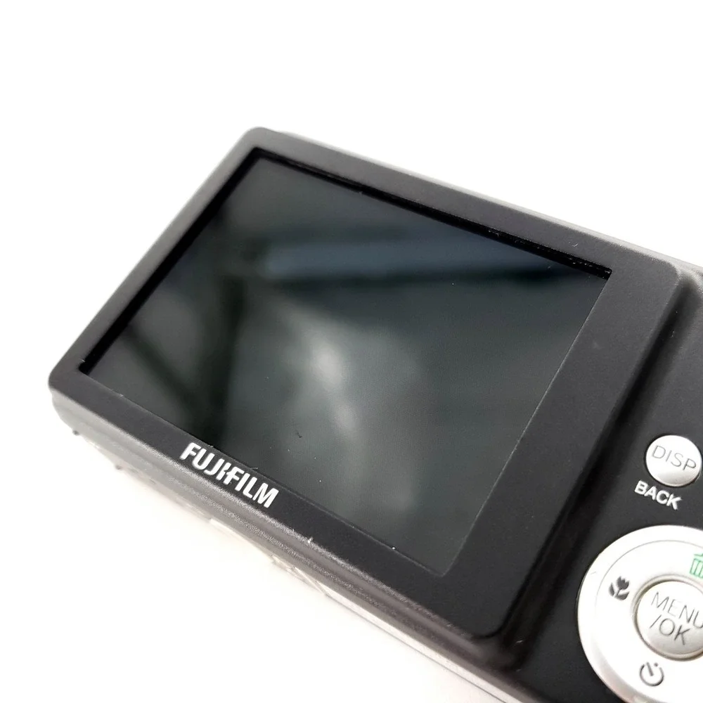 Fujifilm FinePix J Series J10 8.2MP Digital Camera Black Complete In Box Tested